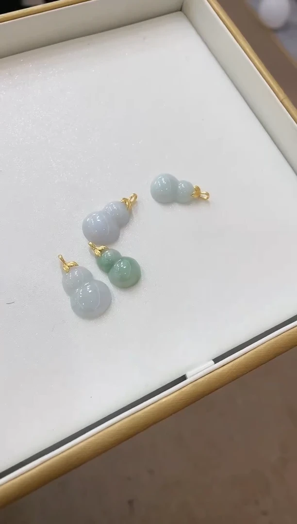 【闪购商品】翡翠颈饰未镶嵌CYX 40022c 葫芦吊坠 多样发一