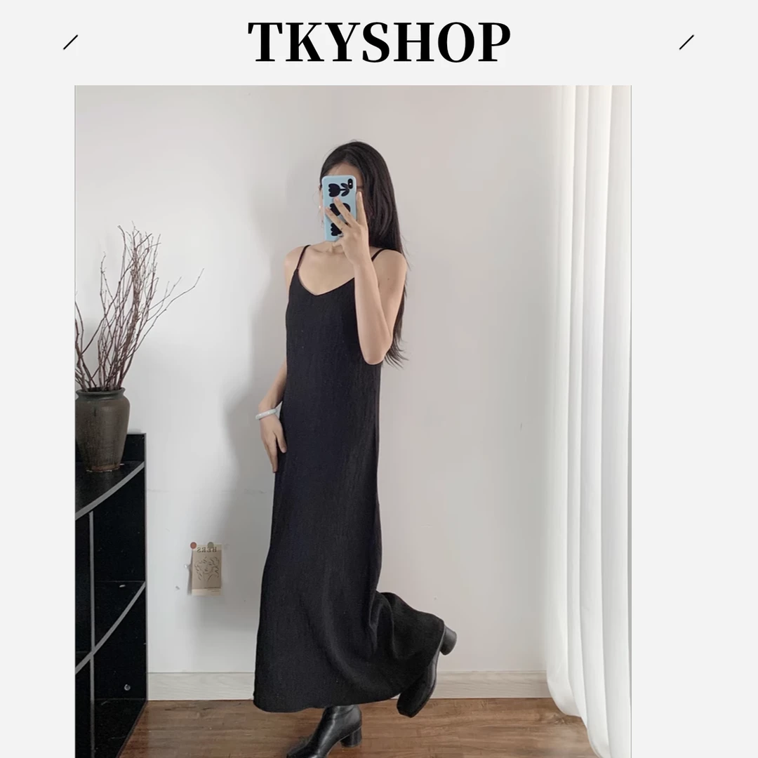 TKYSHOP夏季肌理感静奢圆领黑色百搭意式吊带连衣裙 10G1KB07Q080
