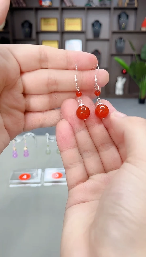 未镶嵌耳钉玛瑙/玉髓409000