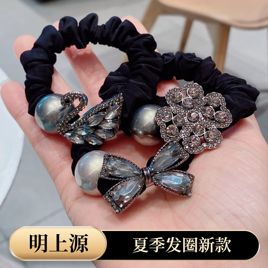 M1971夏季2025新款天鹅蝴蝶结四瓣花黑色发圈发绳气质时尚优雅ins
