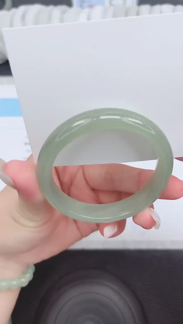 未镶嵌手镯石英质玉94-55.6