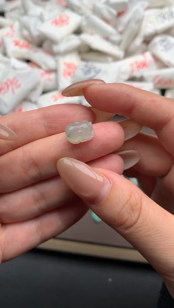 【闪购商品】翡翠挂件未镶嵌一20