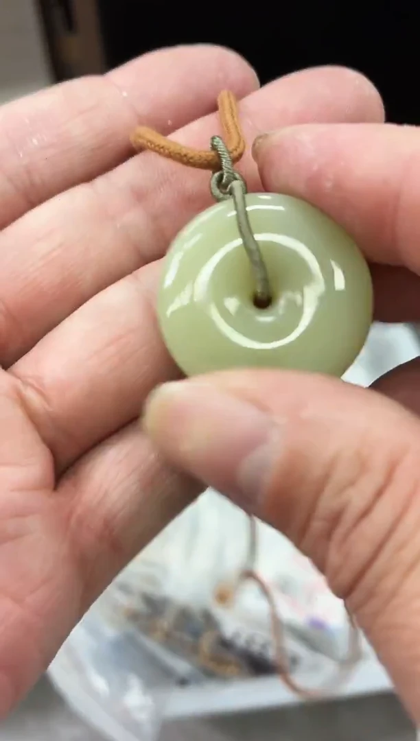 吊坠(赠链)未镶嵌和田玉PJ813