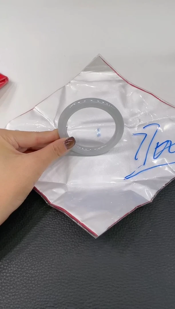 【闪购商品】翡翠手镯未镶嵌手镯