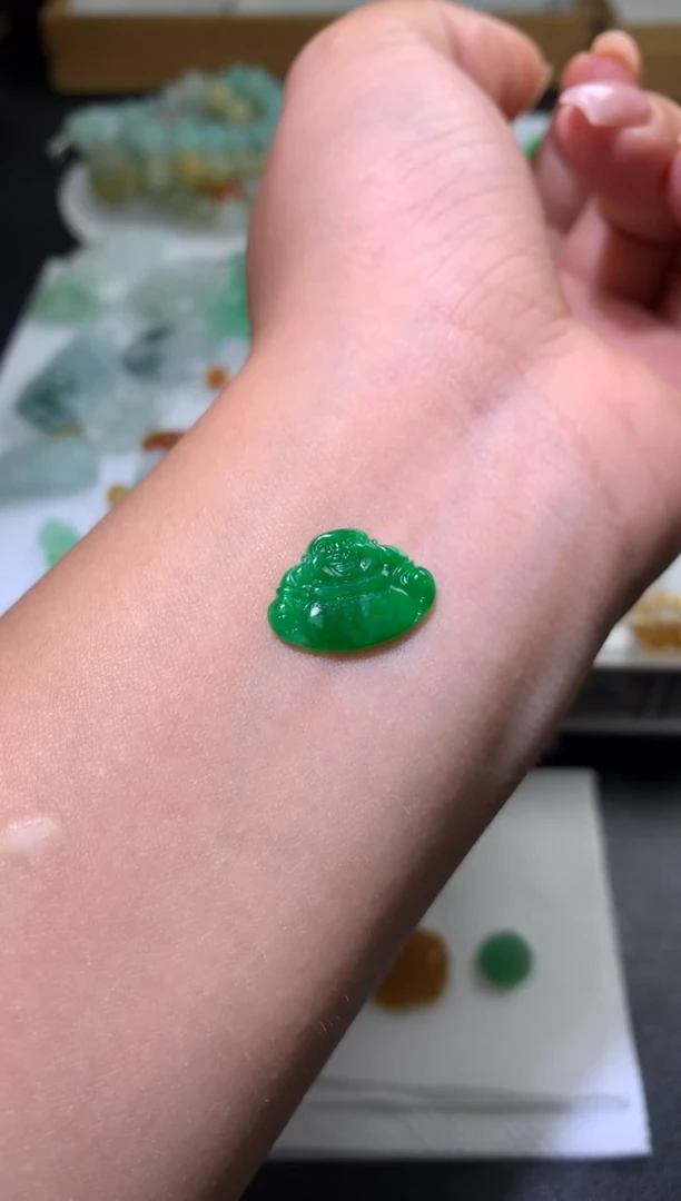 未镶嵌定制翡翠毛货