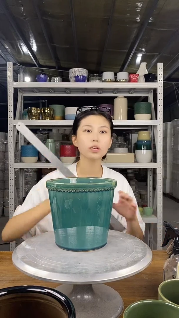 默认打孔陶瓷花盆宽高16.5-14.5