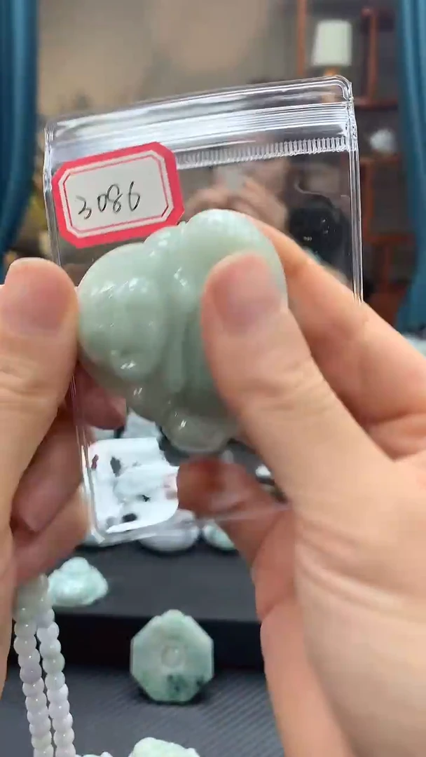 颈饰未镶嵌翡翠3086佛公(多样性发一件)