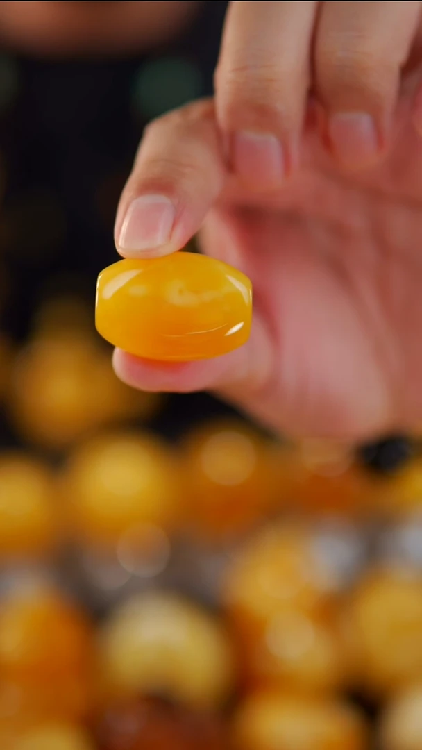 裸石琥珀未镶嵌焦皮料勒子7.8