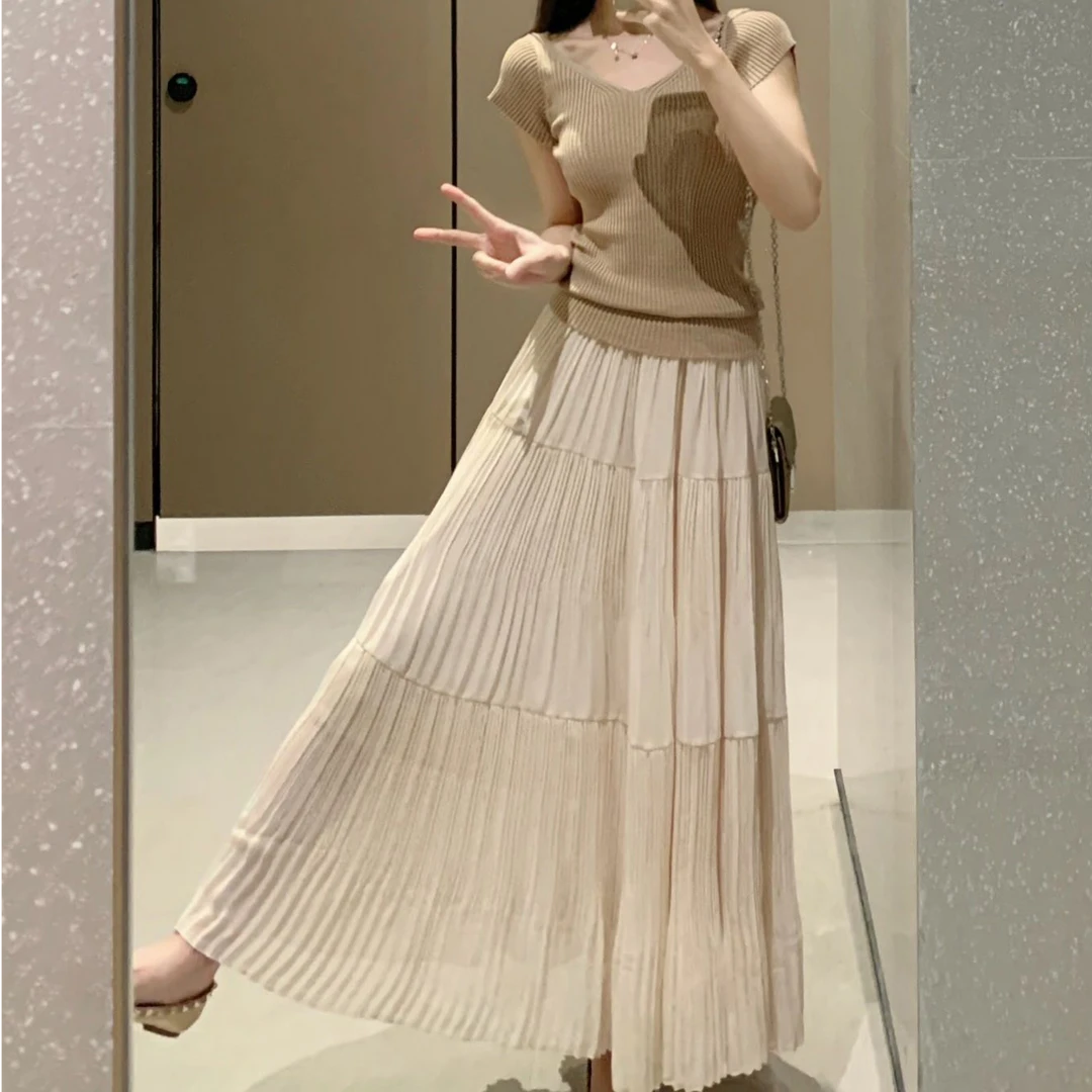 2025新款韩里韩气穿搭飞飞袖V领修身短袖上衣高腰大摆半身裙套装