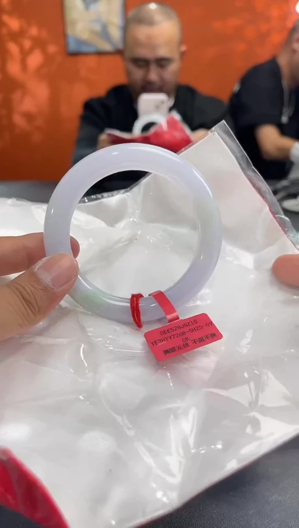 未镶嵌手镯翡翠2