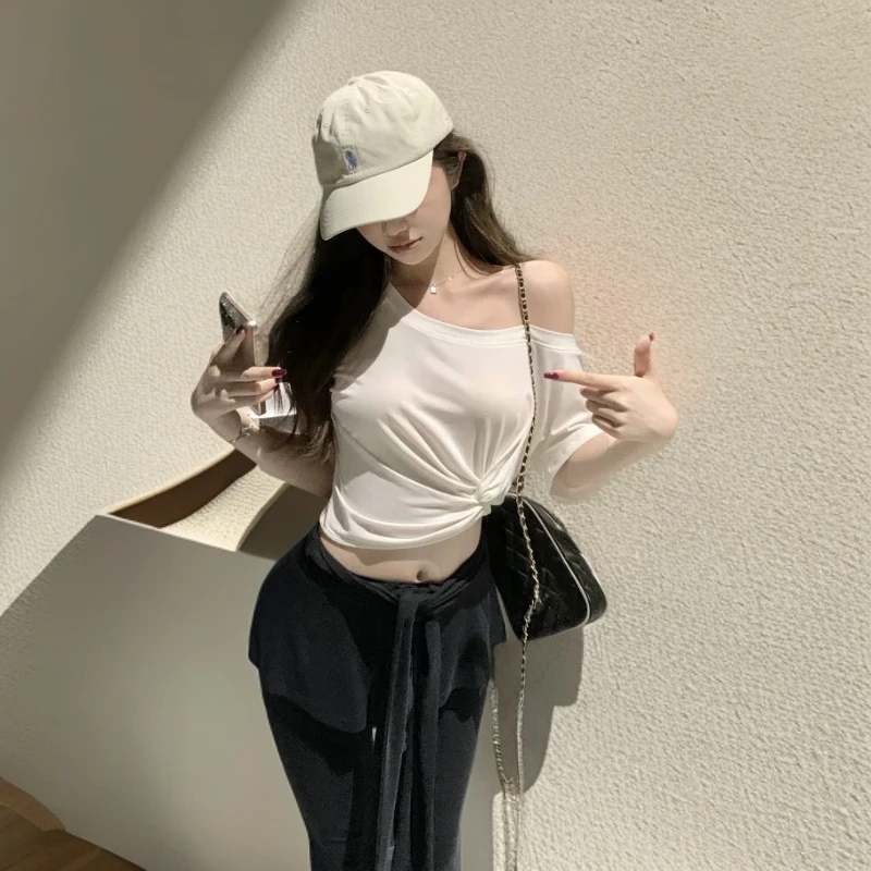 美肩美式辣妹 扭结斜肩修身短T恤2025夏季新款上衣