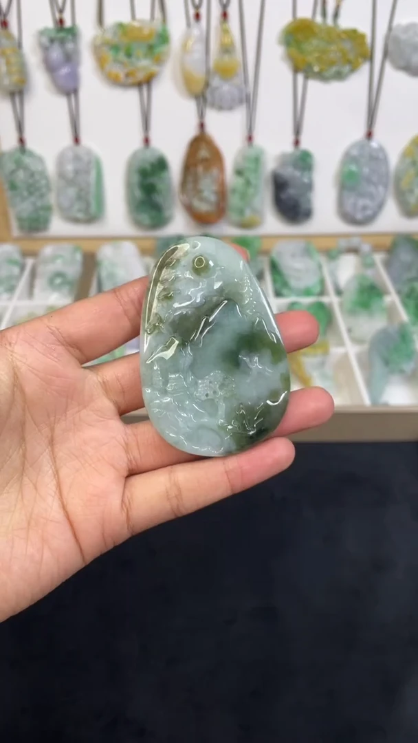 颈饰未镶嵌翡翠1