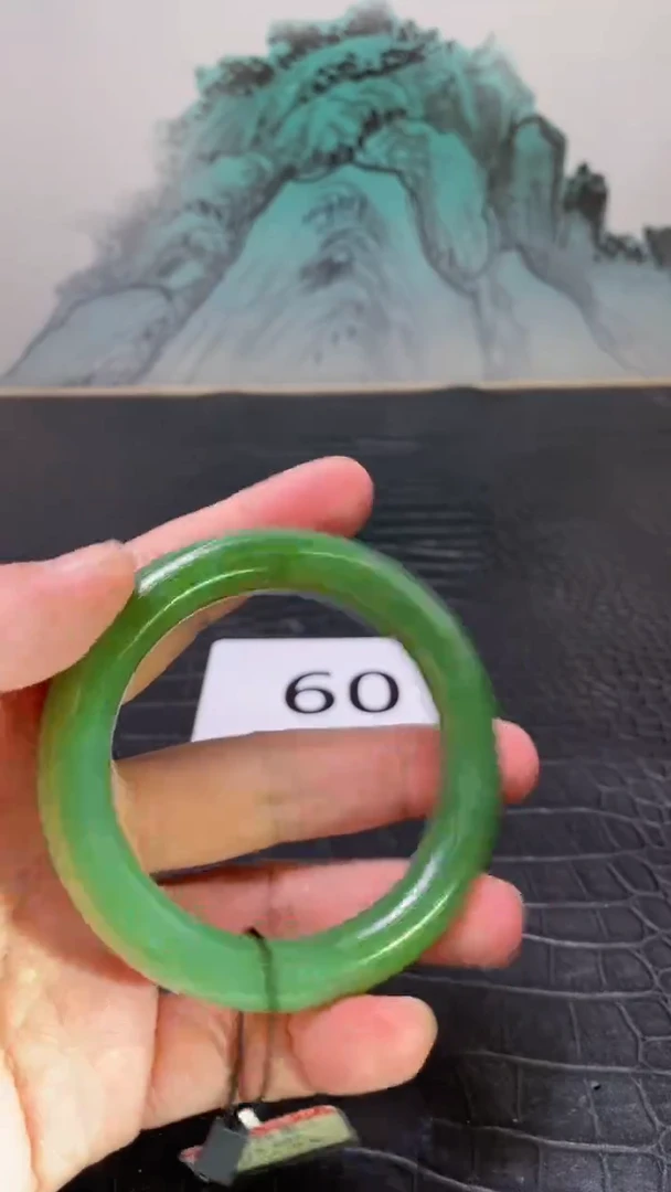 未镶嵌手镯和田玉（碧玉）乔*莲60