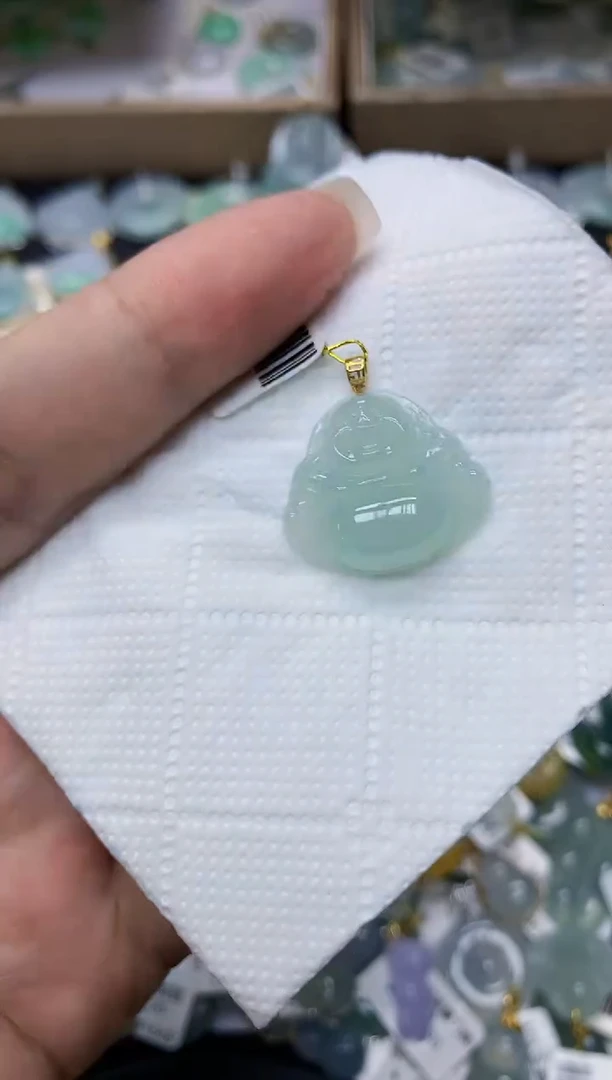 颈饰18K金镶嵌翡翠111111111