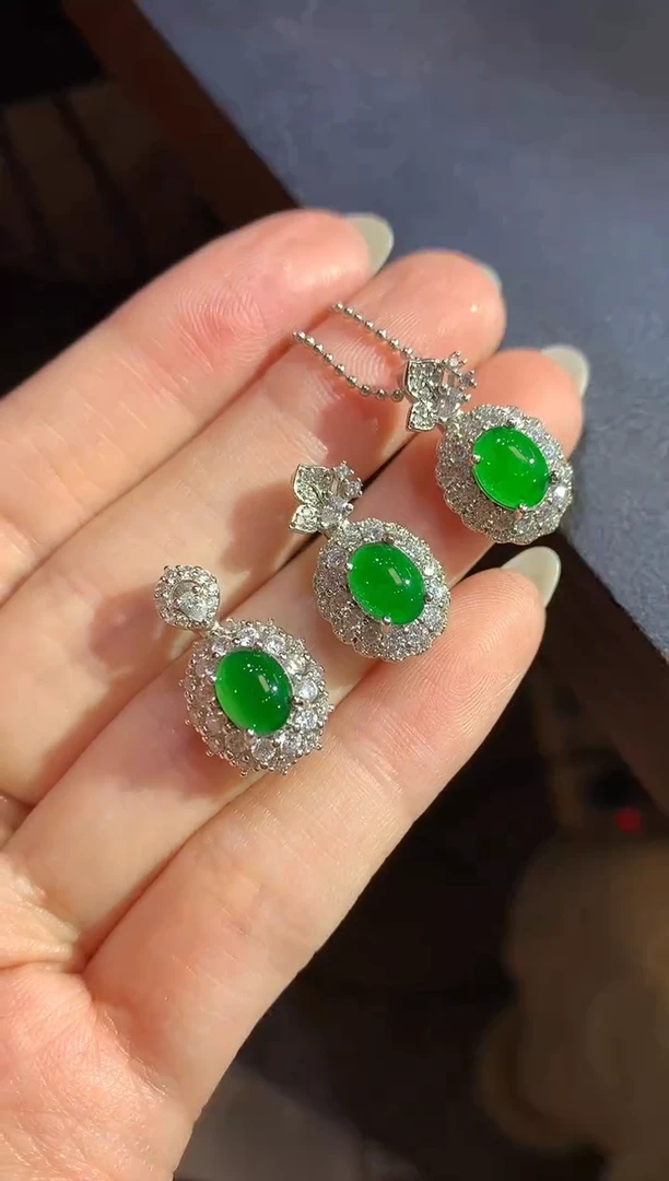 吊坠(不含链)未镶嵌翡翠13-蛋面（多样性发货一件（不含链和扣