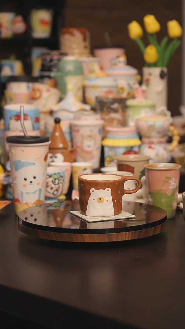 景德镇釉下彩绘设计师款式陶瓷