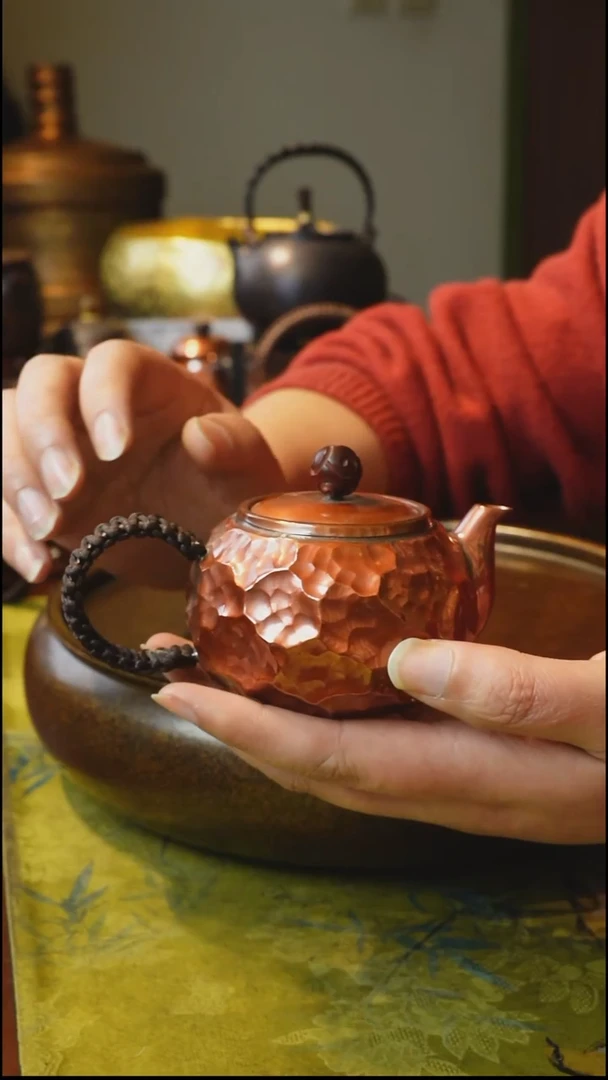 纯紫铜陨石坑泡茶壶