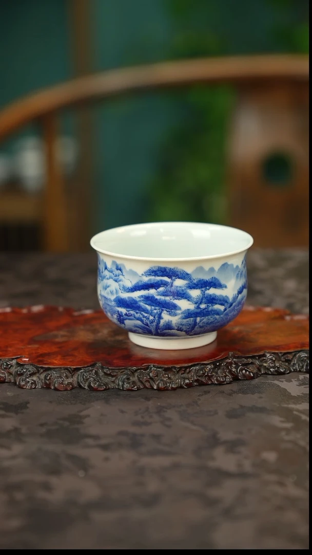 青花手绘山水主人杯