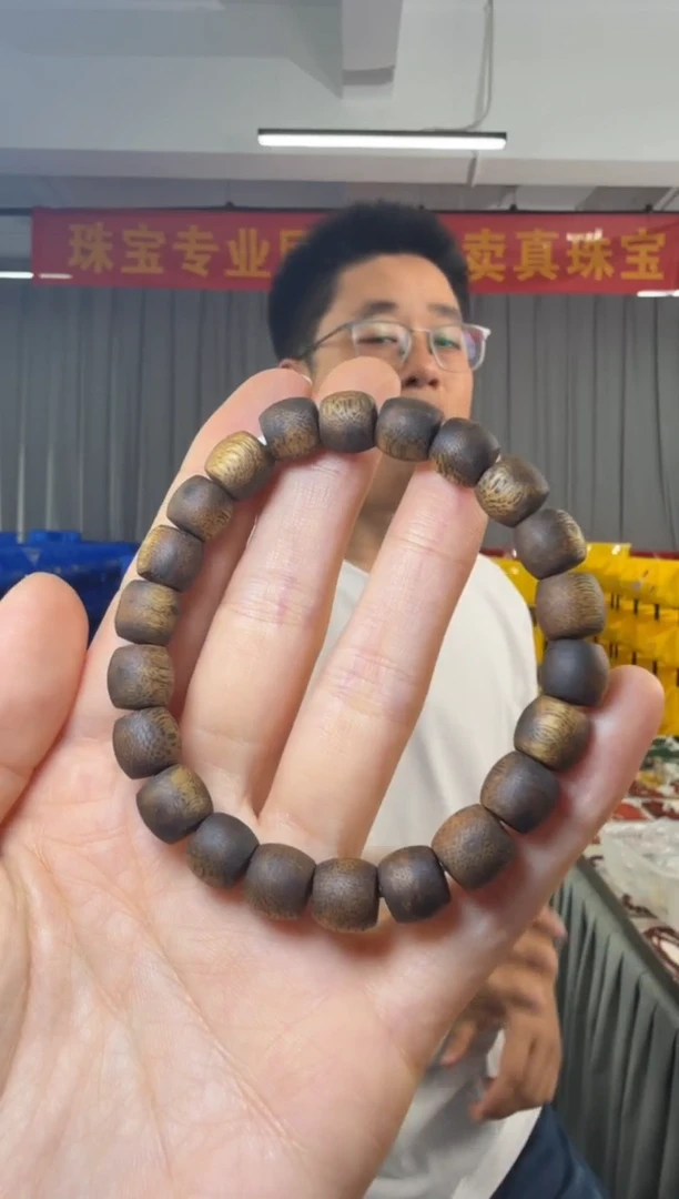 手串沉香约9.5*9mm沉香精工直切老型珠手串