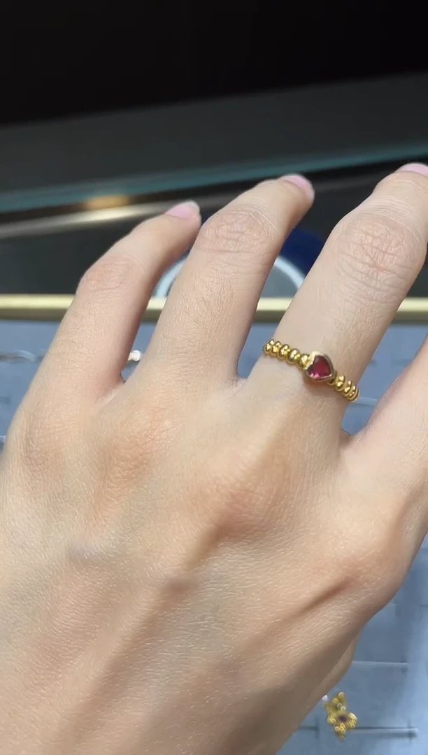 18K金镶嵌戒指碧玺1