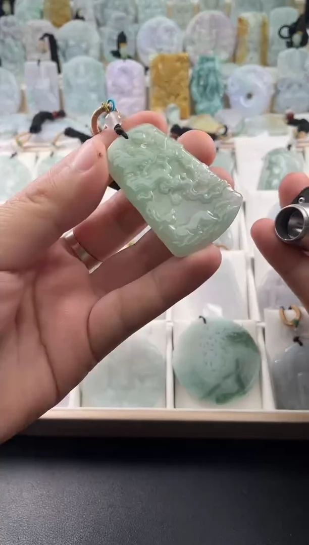 颈饰未镶嵌翡翠25/11/12/.154