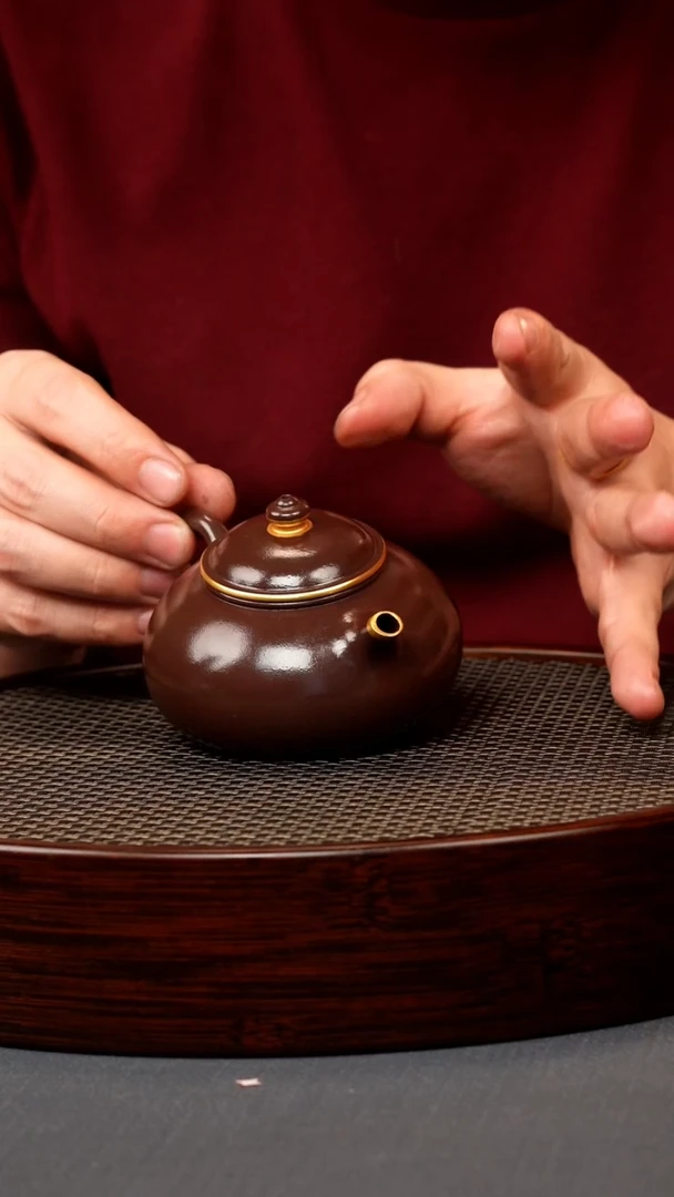 【闪购商品】紫砂茶壶.紫龙血 小品 寒江