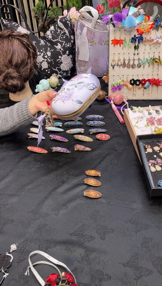 织绣火***虾非遗手工苏绣饰品