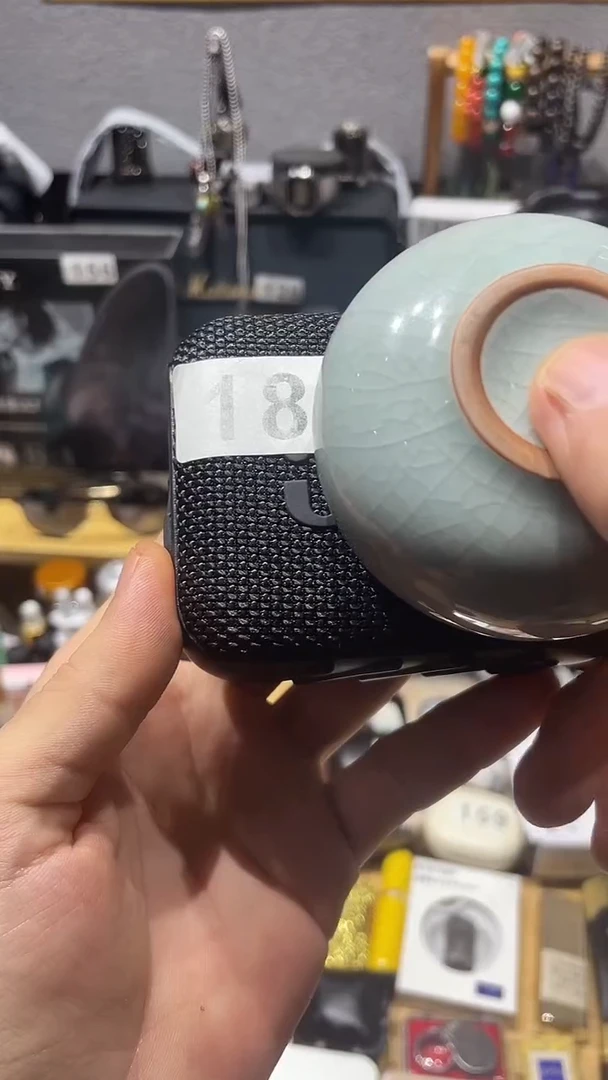 瓷片闪购商品 如图所示