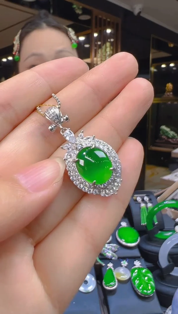 翡翠银S925镶嵌吊坠(赠链)135（多样性发其一）