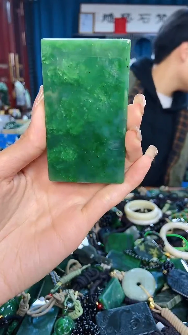 未镶嵌和田玉挂件1