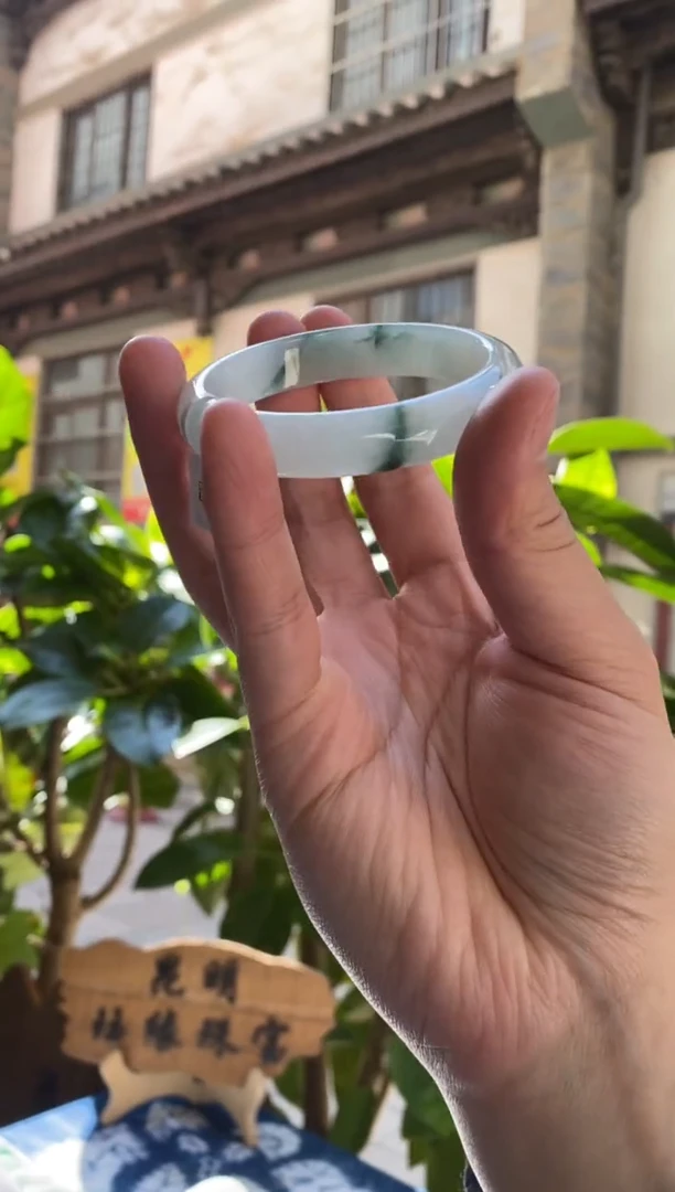 未镶嵌手镯翡翠56圈