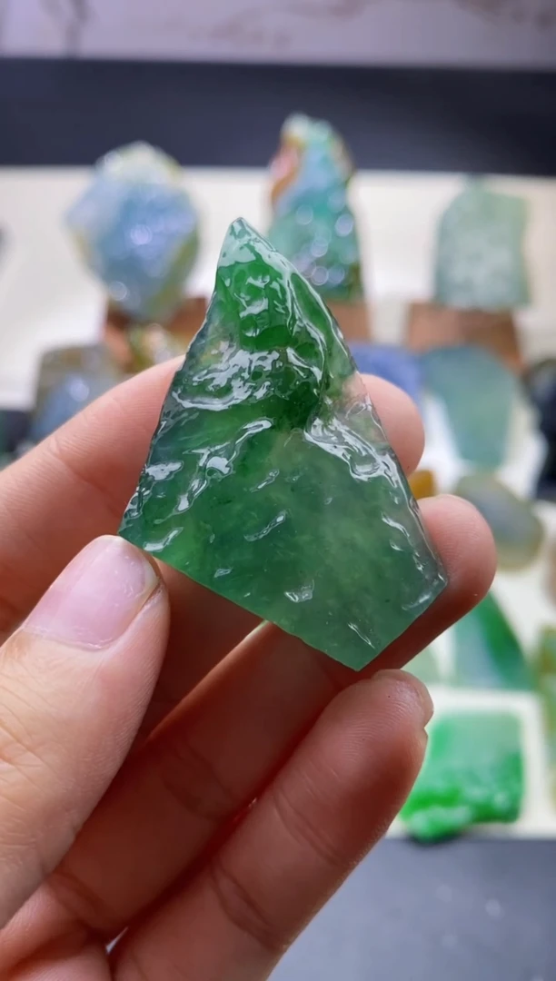 未镶嵌定制翡翠翡翠