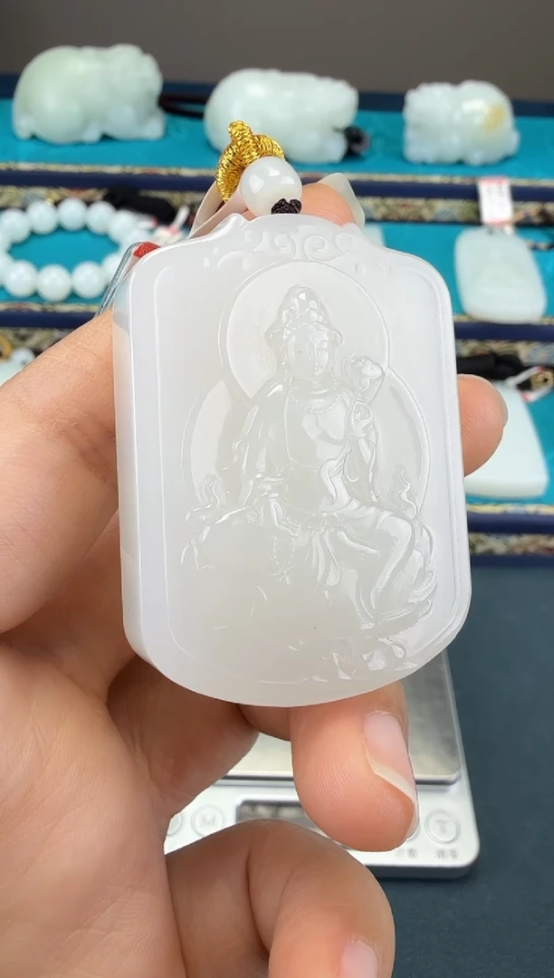 颈饰未镶嵌和田玉1