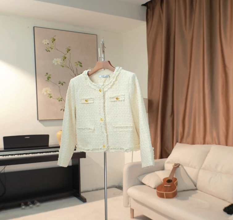 D133 毛边螺纹领口小香风外套女 38564