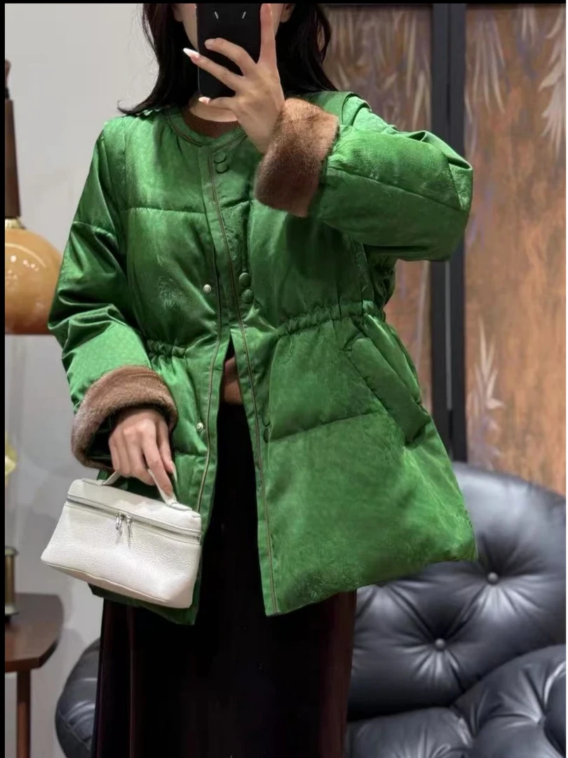 【时髦精】冬季时尚减龄显瘦收腰棉服百搭提花复古女士长款棉外套