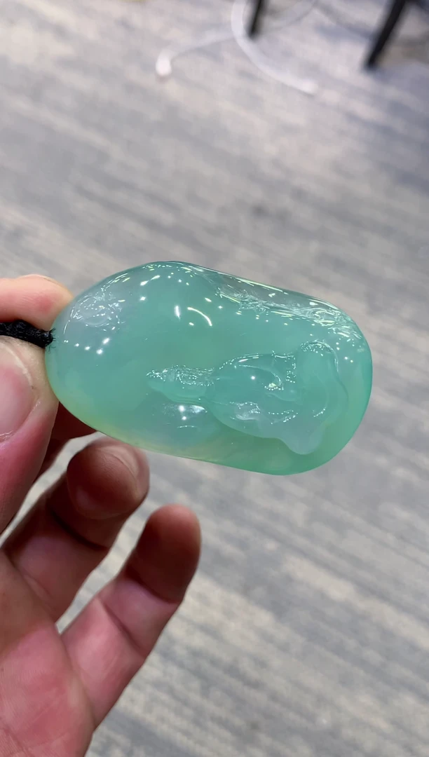 颈饰未镶嵌翡翠天然A货翡翠