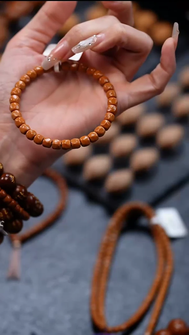 手串橄榄核猛****腿橄榄核