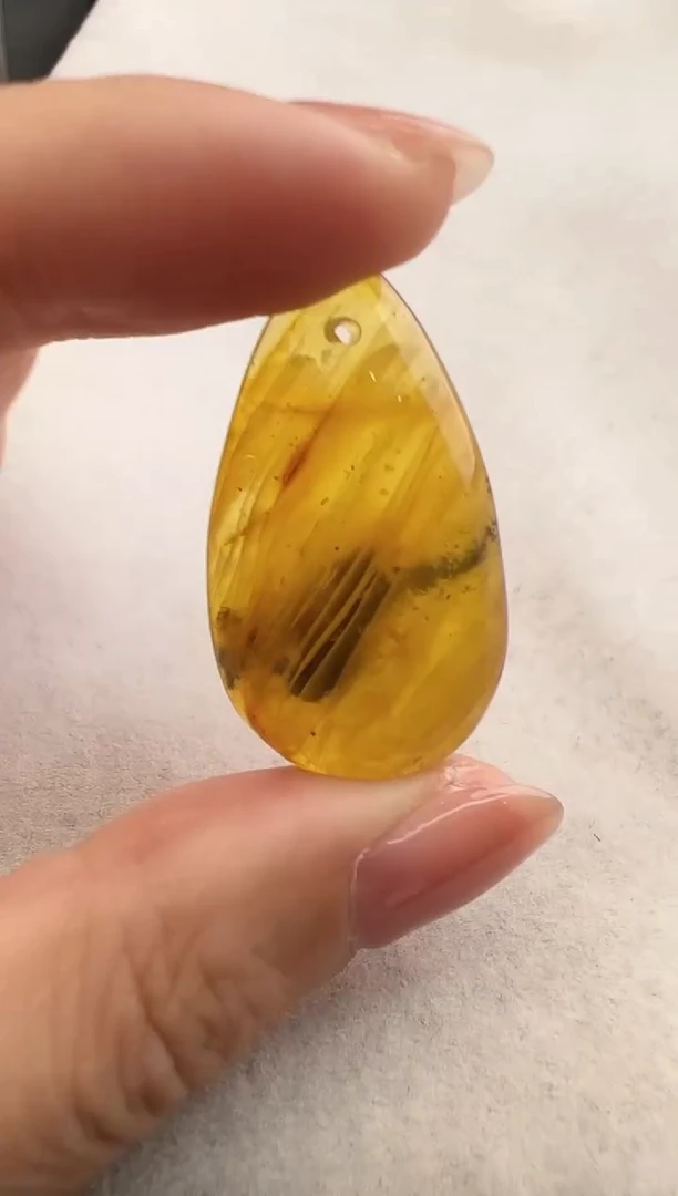 【闪购商品】琥珀裸石未镶嵌10203103-手机坠