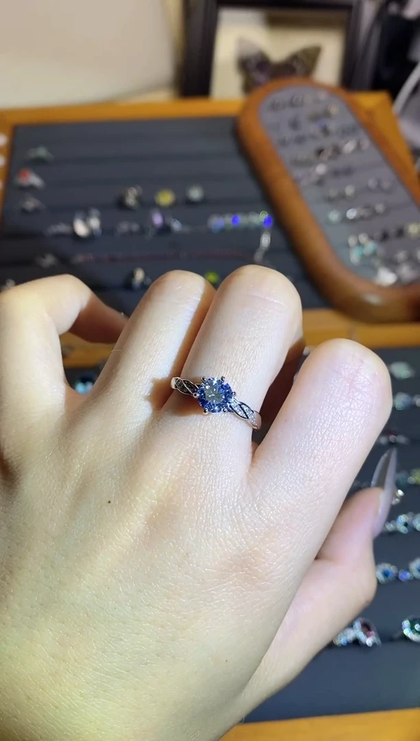 【闪购商品】水晶手链银S925镶嵌A131