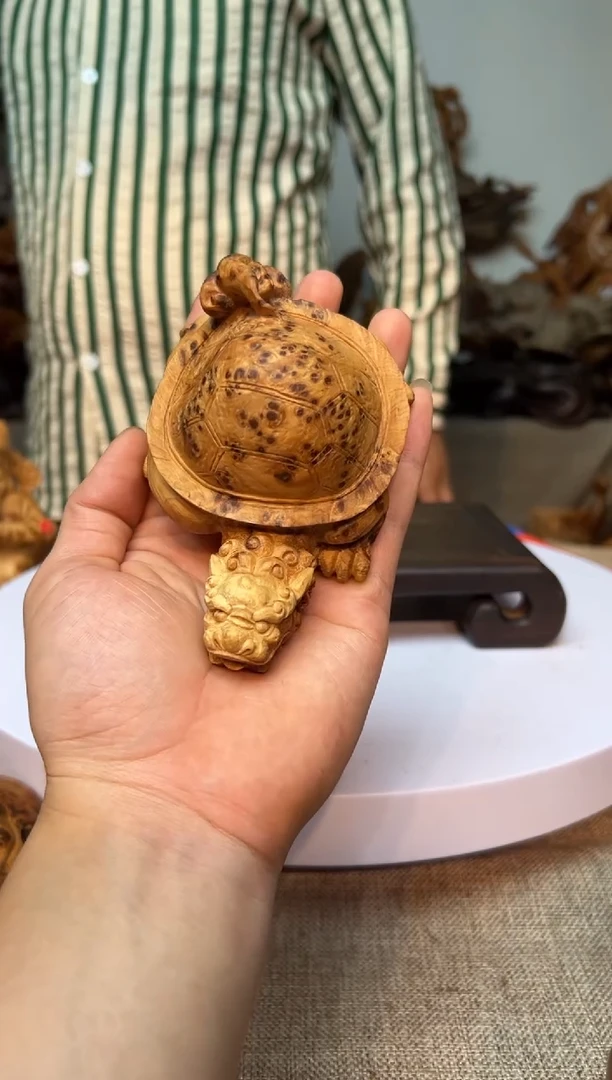 柏木（崖柏）崖柏雕刻件