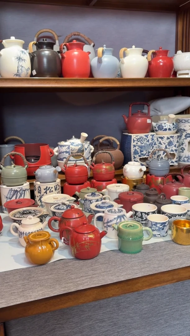 笑****梵山堂千山翠竹节壶