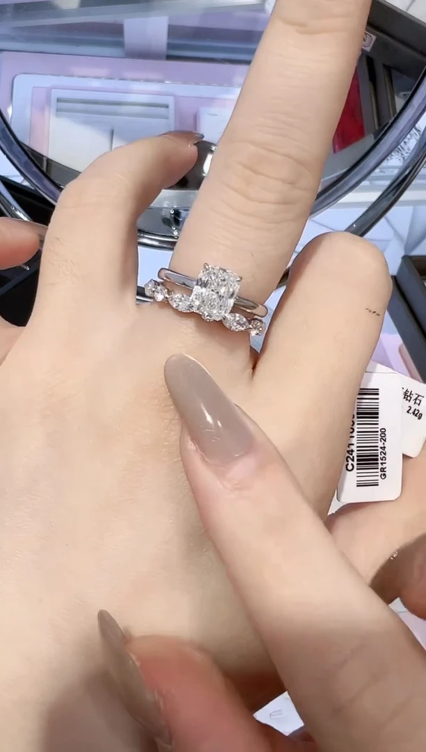 【闪购商品】实验室培育钻石18K金镶嵌2ct