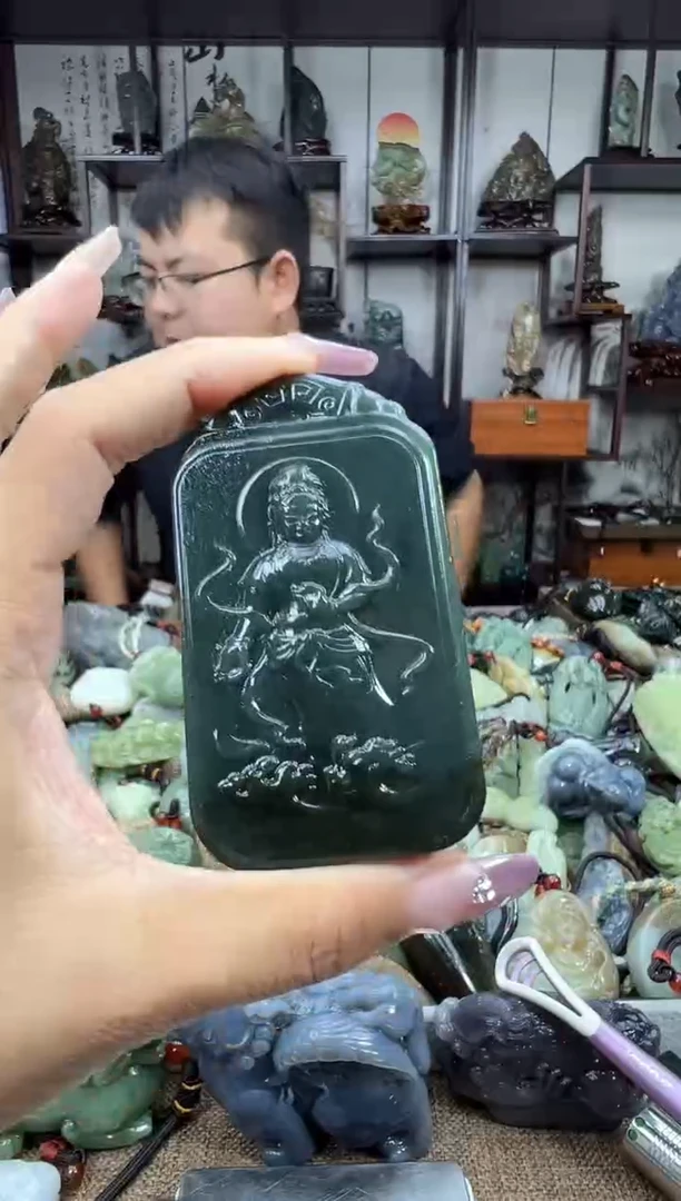 未镶嵌和田玉把件1