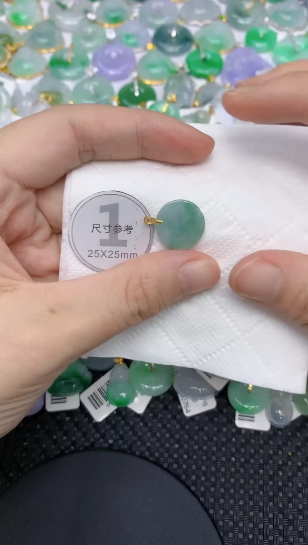 颈饰未镶嵌翡翠1111111