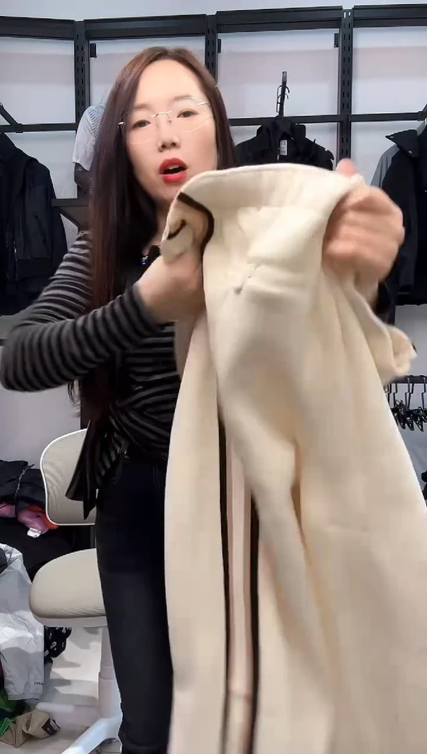 2281编码  瑕疵直播间过款为准 尺码4XL