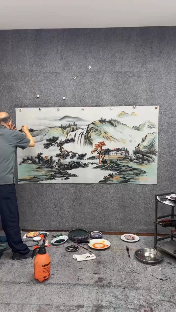 国画山水画  带收藏证书