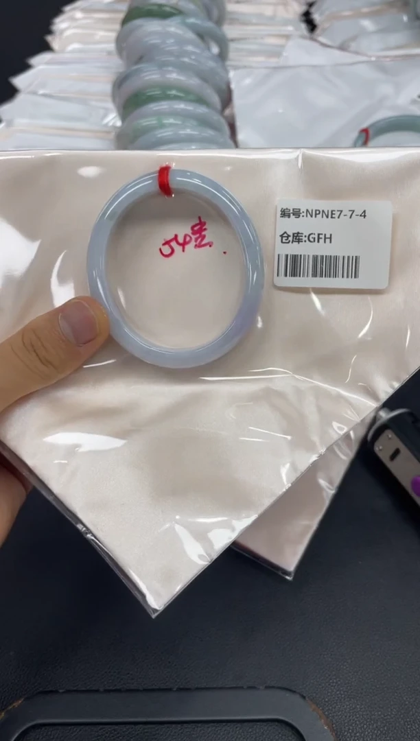 未镶嵌手镯翡翠翡翠手镯