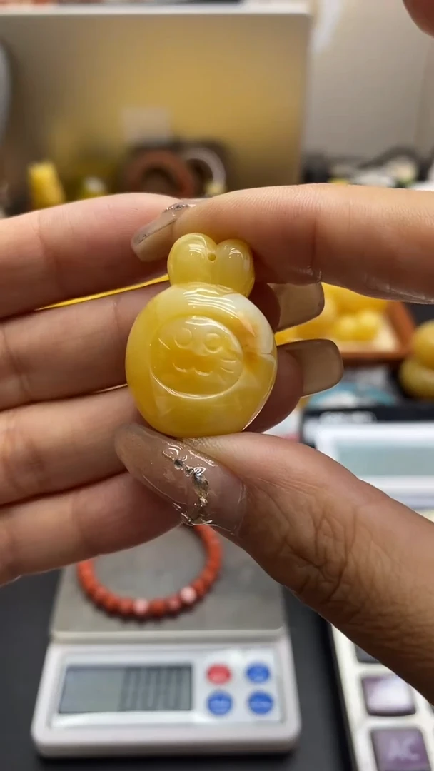琥珀未镶嵌珠宝奇石2254