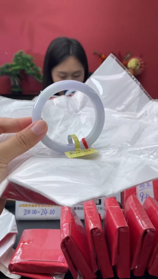 未镶嵌手镯翡翠3