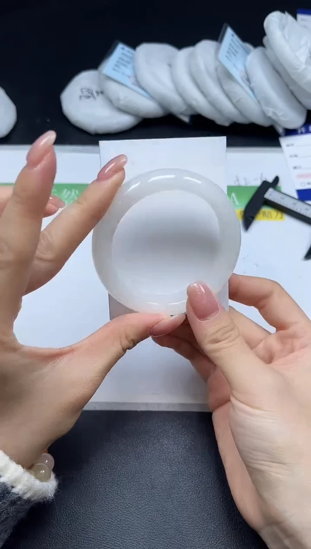 未镶嵌手镯和田玉088-5253